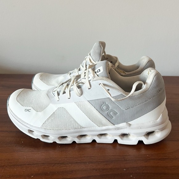 On Cloud Cloudrunner Women's Size 10 White Frost Running Athletic Sneakers - Picture 5 of 9